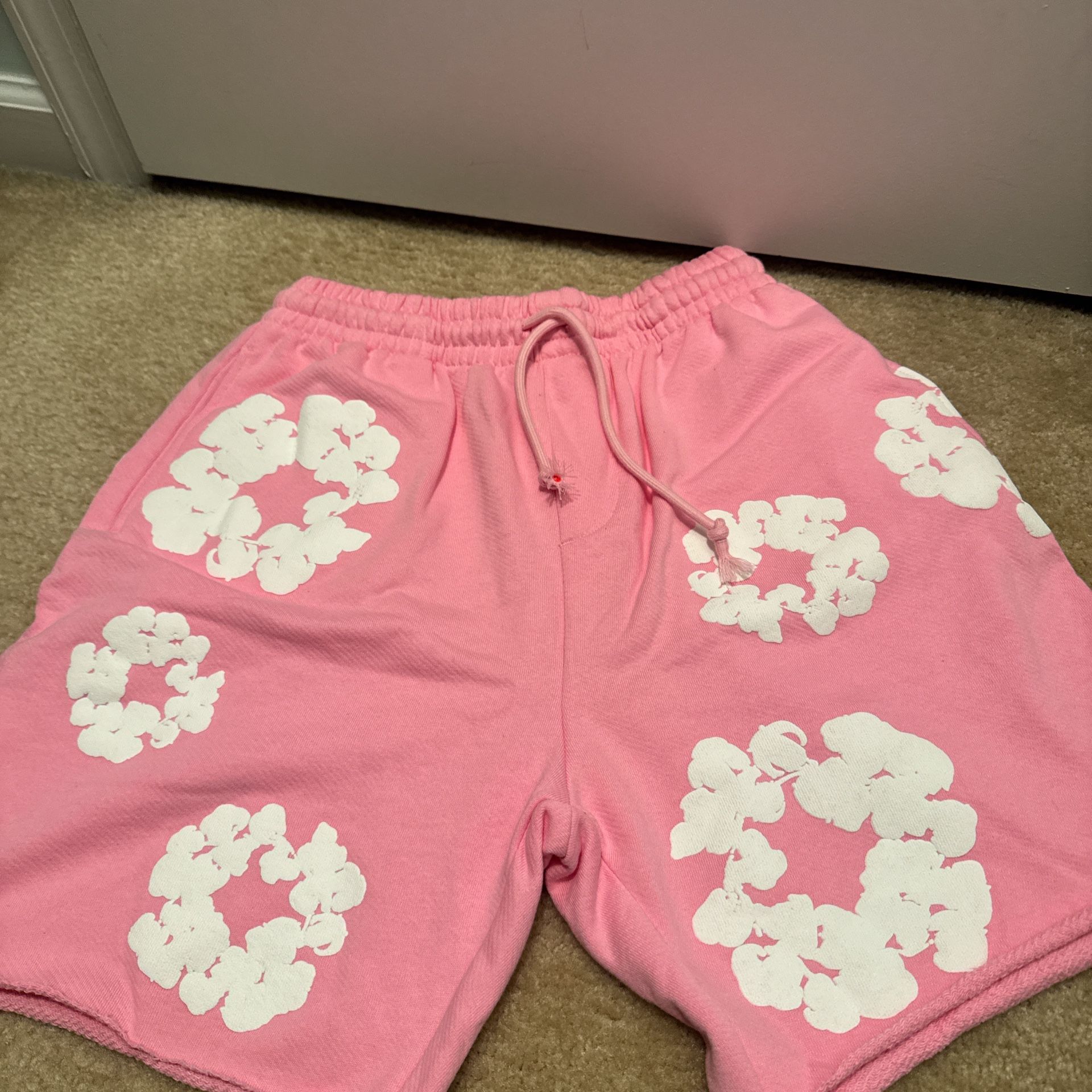 Denim tear shorts pink