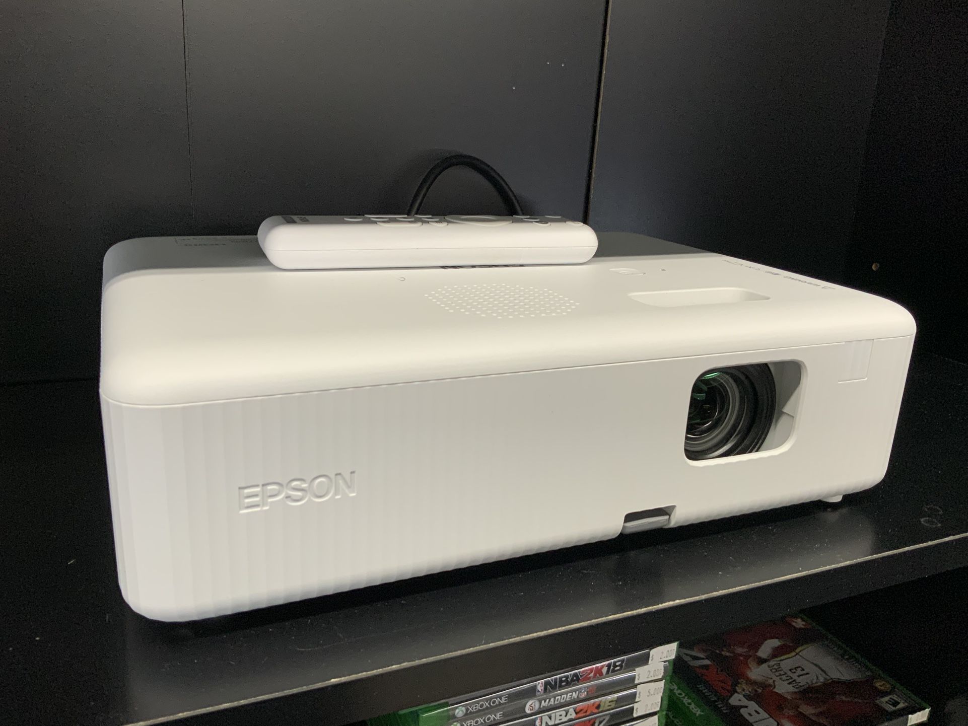 Epson EpiqVision Flex CO-W01 Portable Projector