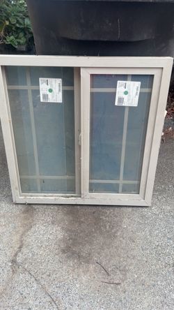 Double Pane Sliding Window with Grid