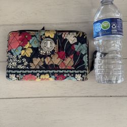 VERA BRADLEY WALLET