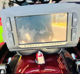OEM Harley Davidson Touring Model Radio GPS BOOM Box 6.5 GT Touchscreen (contact info removed)6
