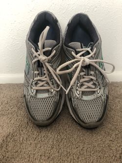 Saucony Woman’s Size 8 Running Shoe