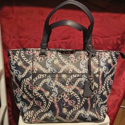 Guess Chain Print Shoulder