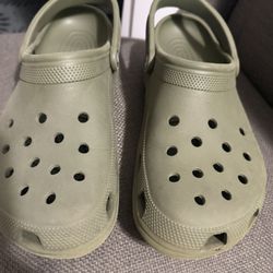 Army Green Crocs Men’s size 11