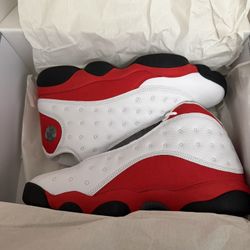 Jordan 13s 9.5 Men 