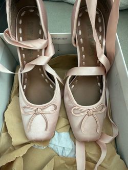 Steve Madden Pink Satin Ballet heels
