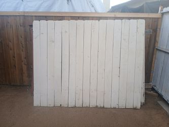 5ft 6 X 8ft Used Wood Fence Panels