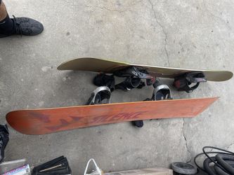 2 Snowboards