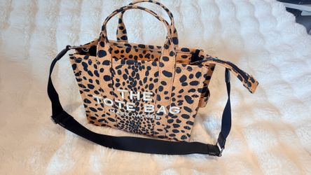 Marc Jacobs “The Tote Bag” – Medium Canvas Leopard Print