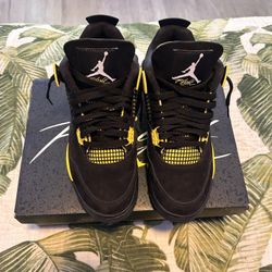 Selling Jordans 4 Yellow Thunder Side 8