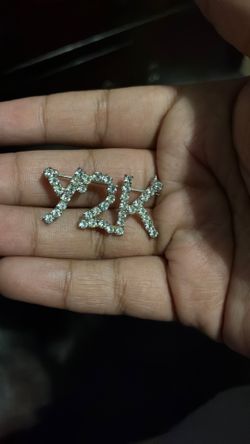 Y2K pin!