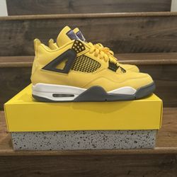 Lightning Jordan 4 Size 11
