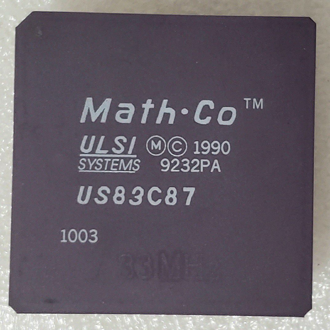 Math Co FPU US83C87 Ulsi Systems 25MHz Ceramic PGA 68pins Gold Plated Vtg 1990