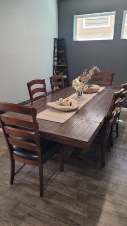 Stunning Industrial Solid Wood Dining Set – Expandable Table + Side Table
