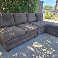 Sectinal Couch !!! FREE DELIVERY!!!
