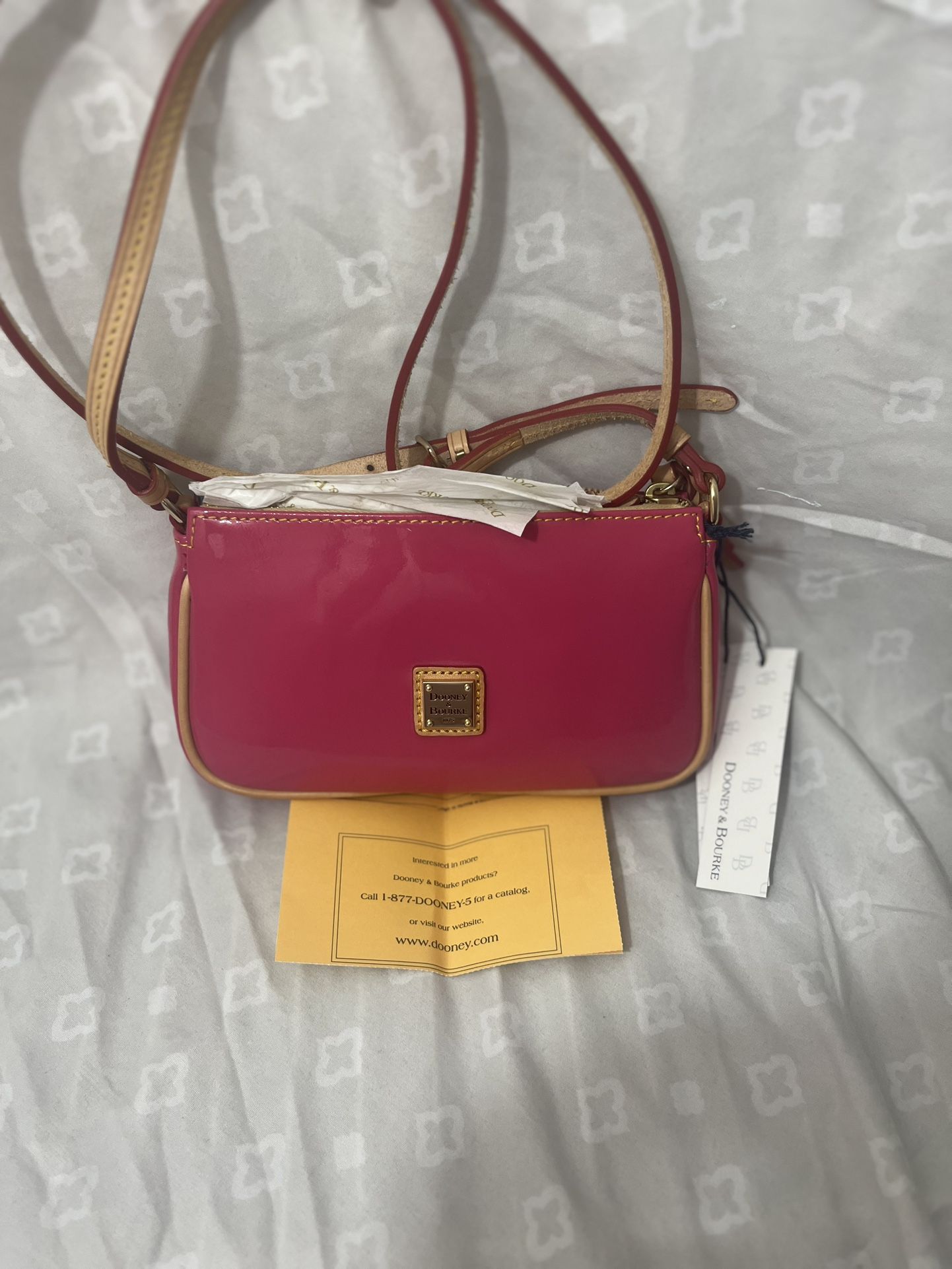 Dooney & Bourke Lexi Crossbody NWT