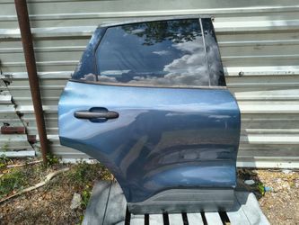 20-25 Ford escape passenger side rear door assembly... / Blue