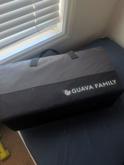 Guava Family Lotus travel crub