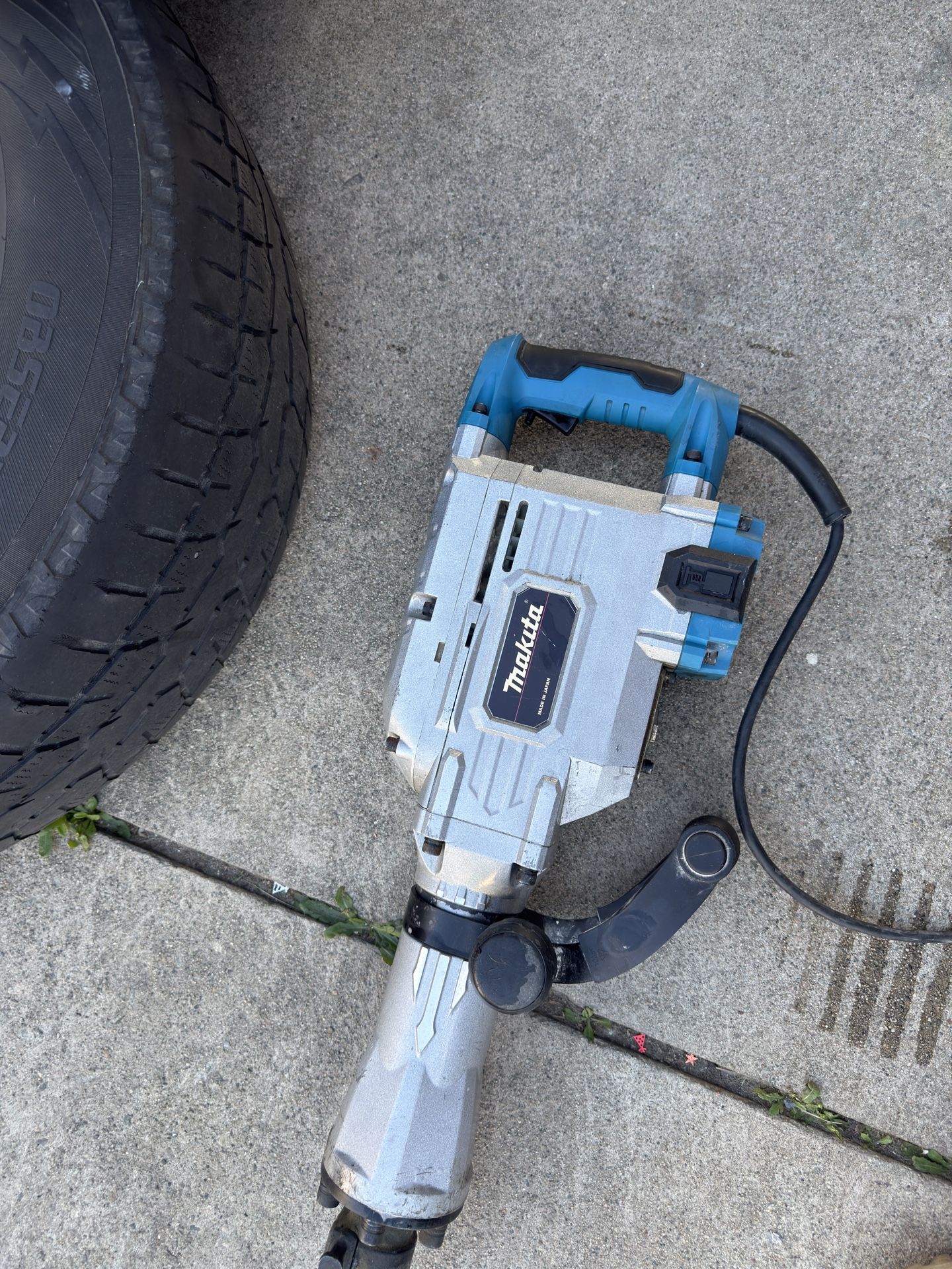Makita Demolition Hammer