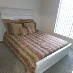 Queen Bed And Mattress 
