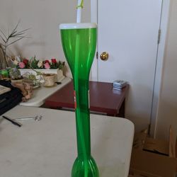 Plastic Cocktail Container Vegas Style 22"