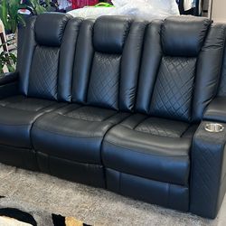 Sofa Premium Comfort | Modern Features | Limited Liquidation Price