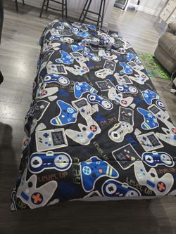 Twin bed