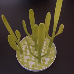 Cactus Bottle Drying Rack