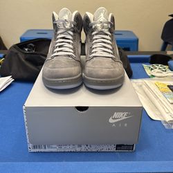 Jordan 5 Retro Wolf Grey size 10 Men’s
