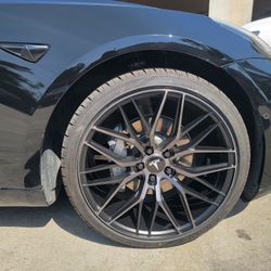 19"new Staggerd Wheels With New Tires For TESLA MODEL 3
