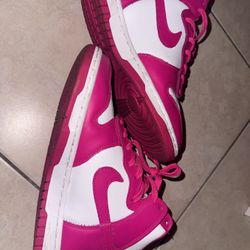 Nike Dunk High Pink Prime 