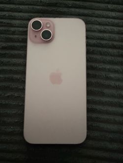 iphone 15 plus in pink