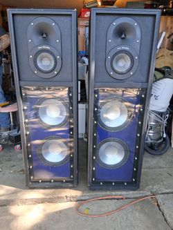 Pro studio subwoofer speakers