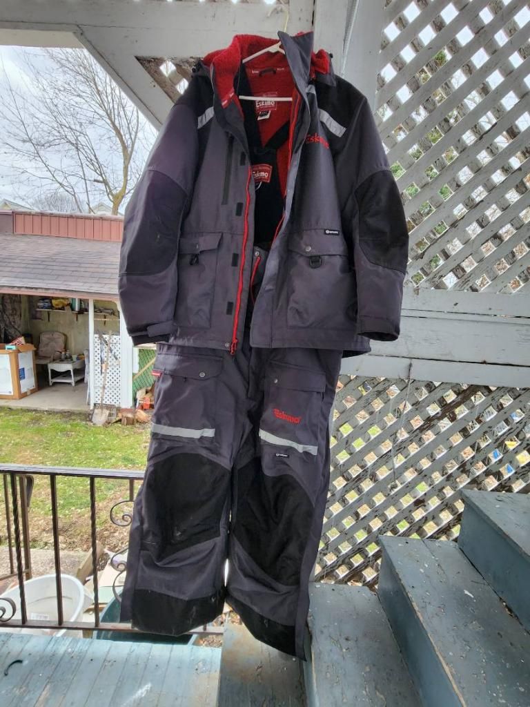 Eskimo Rough Neck Ice Fishing Bibs And Jacket - Size 3XL