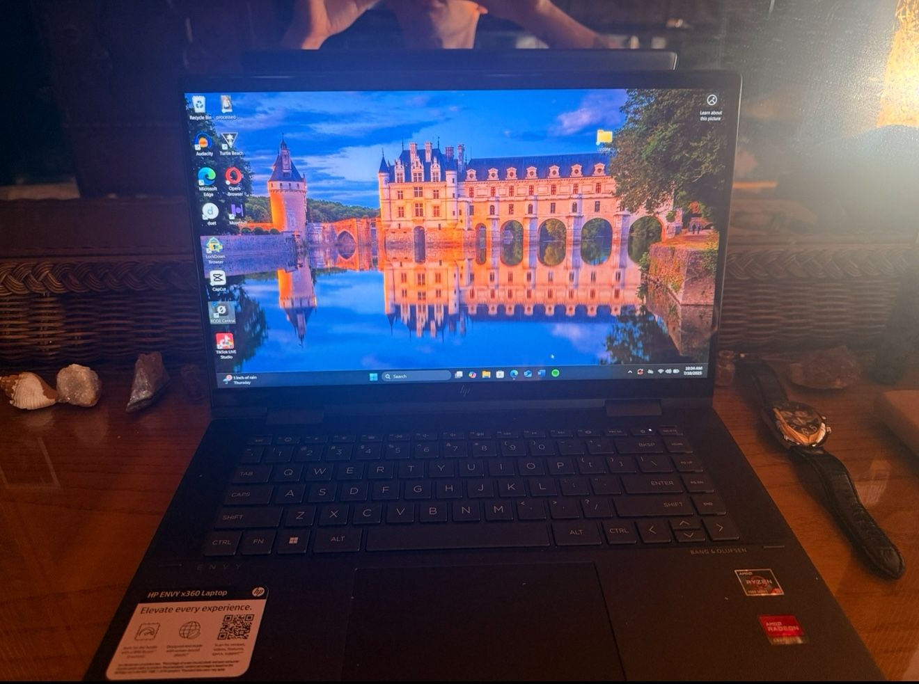 HP ENVY X360