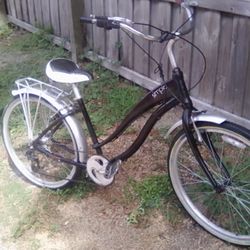 26'  Giant Simple Beach Cruiser Price Reduced!
