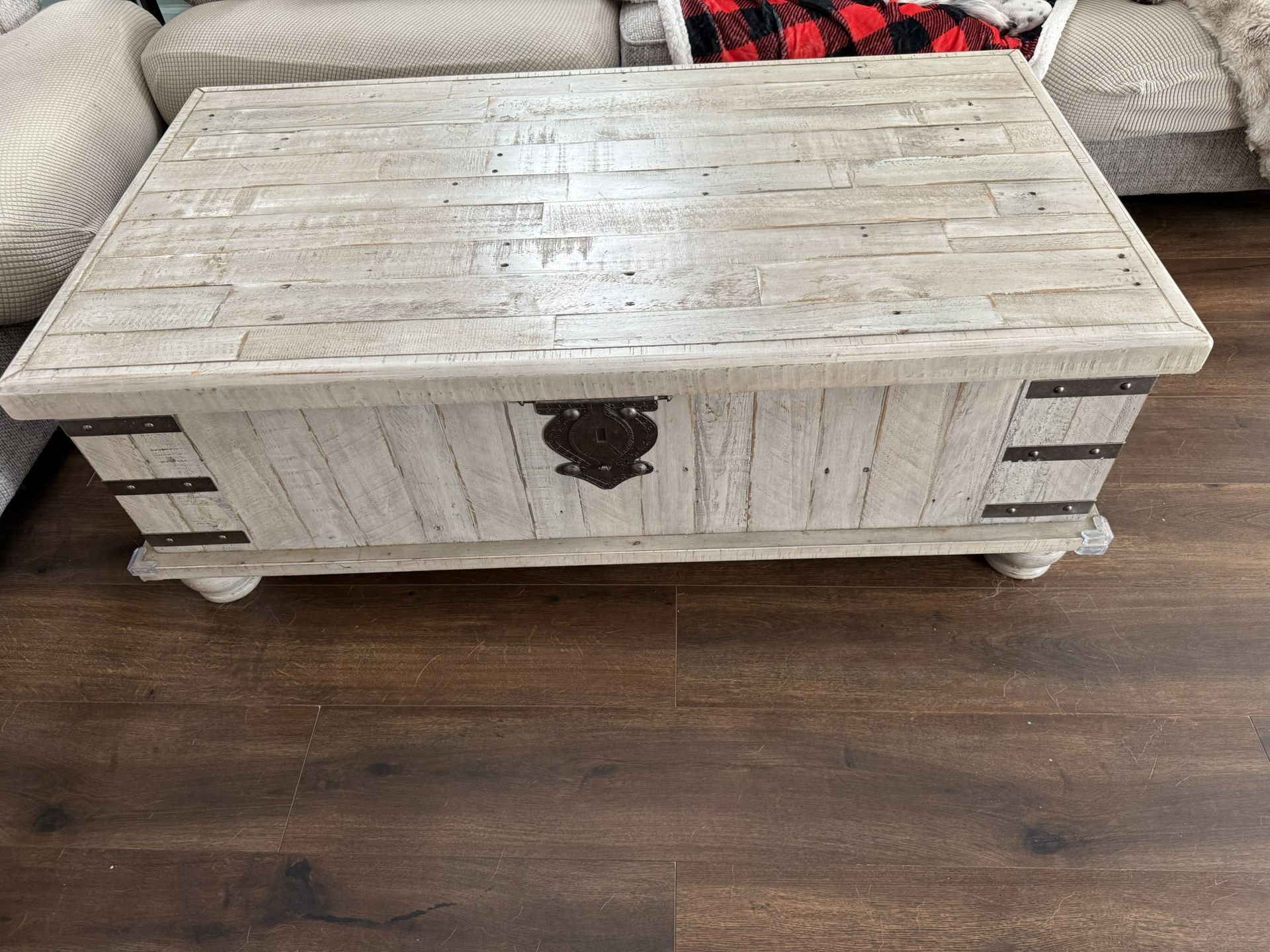 Ashley Furniture Weathered Coffee Table
