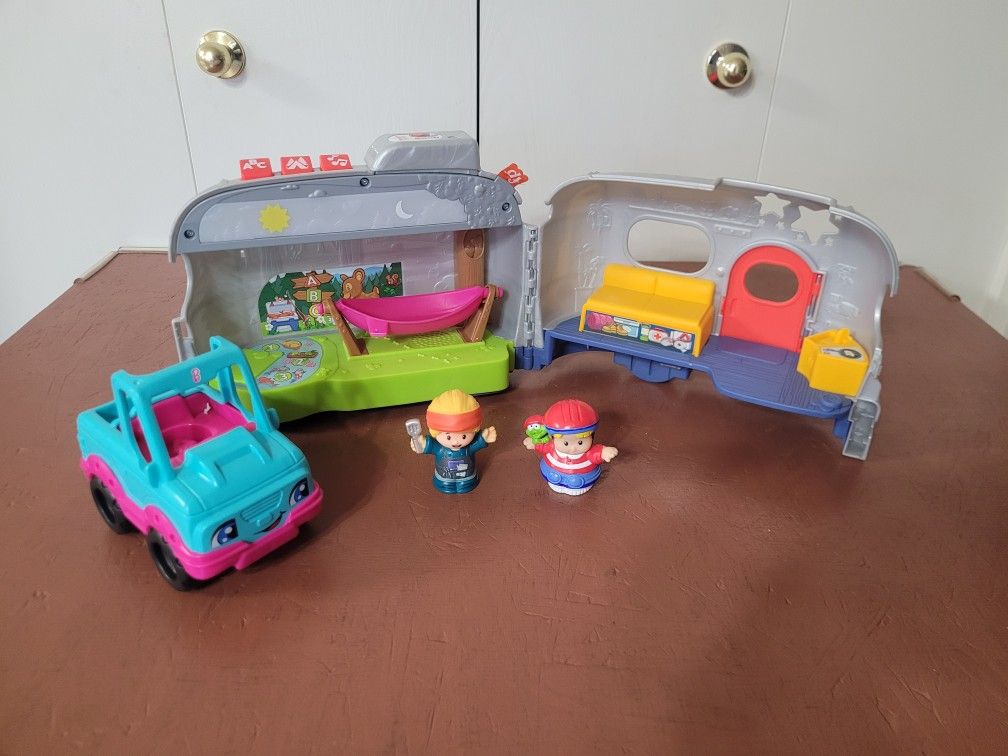 Fisher Price Little People Fresh Air Fun Camping Set With Smart Stages