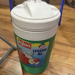 Vintage    Igloo  Legend    Water  jug  cooler  4L