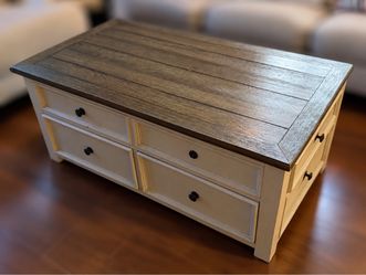 Cocktail table