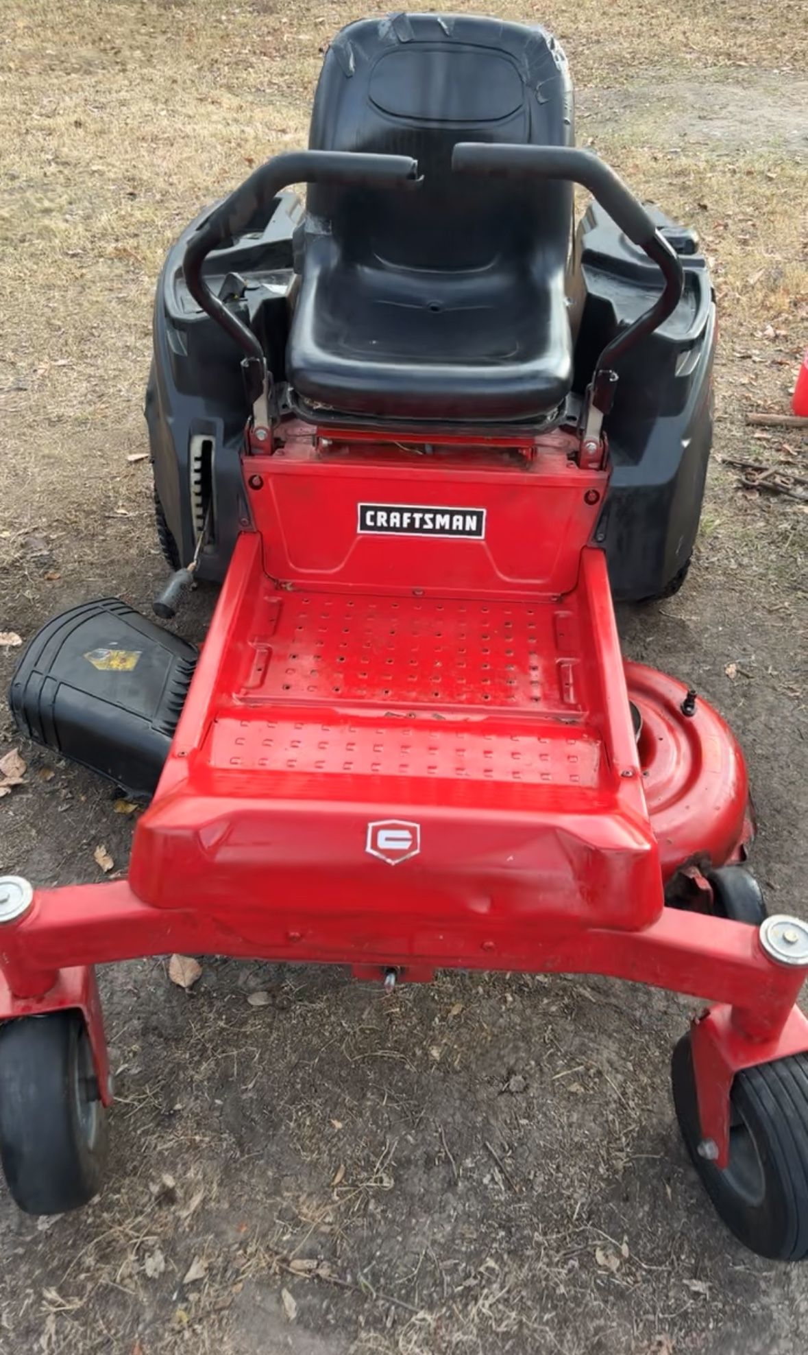Zero Turn Mower Craftsman for Sale in Dallas, TX - OfferUp
