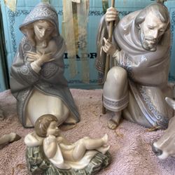LLADRO LARGE NATIVITY SCENE 10 PIECE $1450 OBO