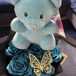 Ramo De 7 Rosas Con Un Osito Rosas Azul 