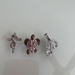 3 Pendants 