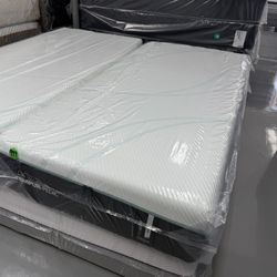 TWIN SIZE TEMPURPEDIC PROADAPT (MEDIUM) MATTRESS & BOX SPRING BED SET