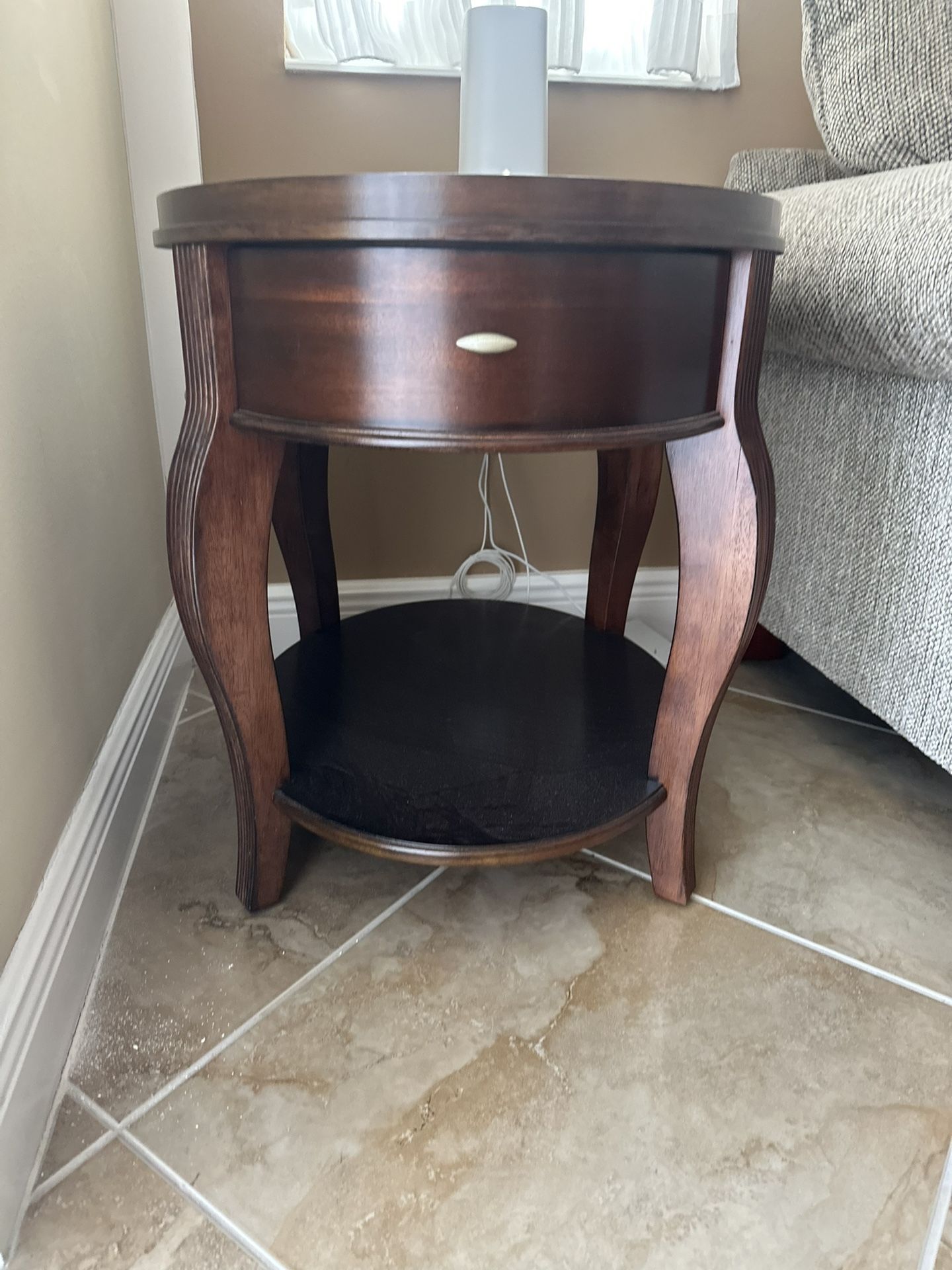 Hammary End Tables (2)