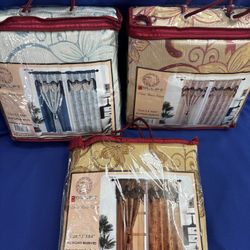 Bollft Curtain