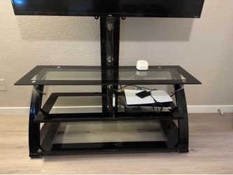 TV Stand / Entertainment Center