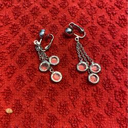Dangling Silver And Clear Bead Earrings 
