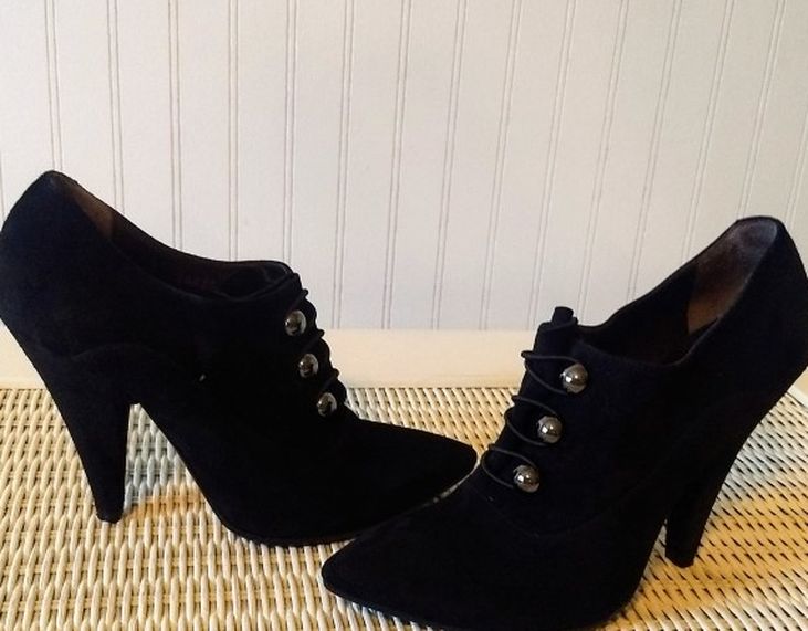 JANET AND JANET PUMPS SIZE 39/ 8.5